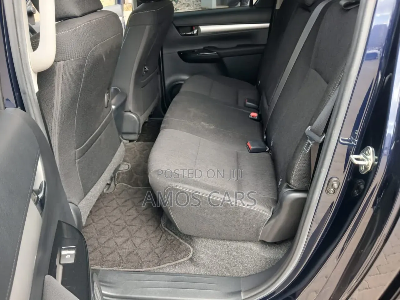 Toyota Hilux 2020 Blue