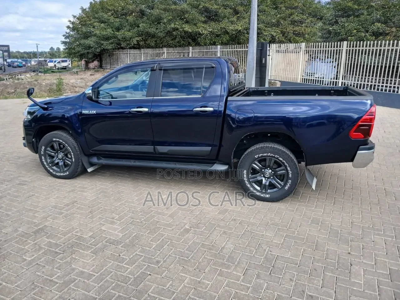 Toyota Hilux 2020 Blue