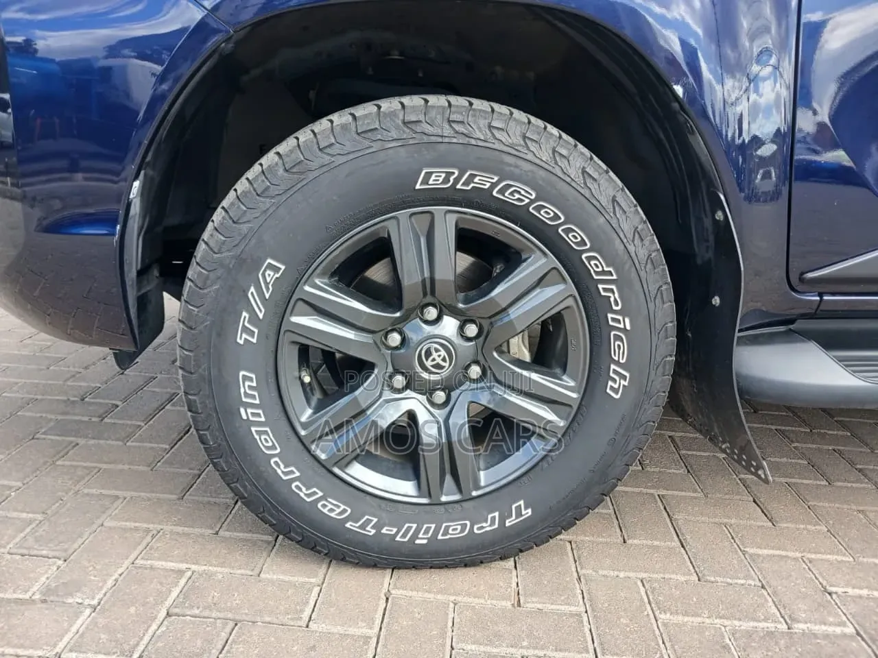 Toyota Hilux 2020 Blue