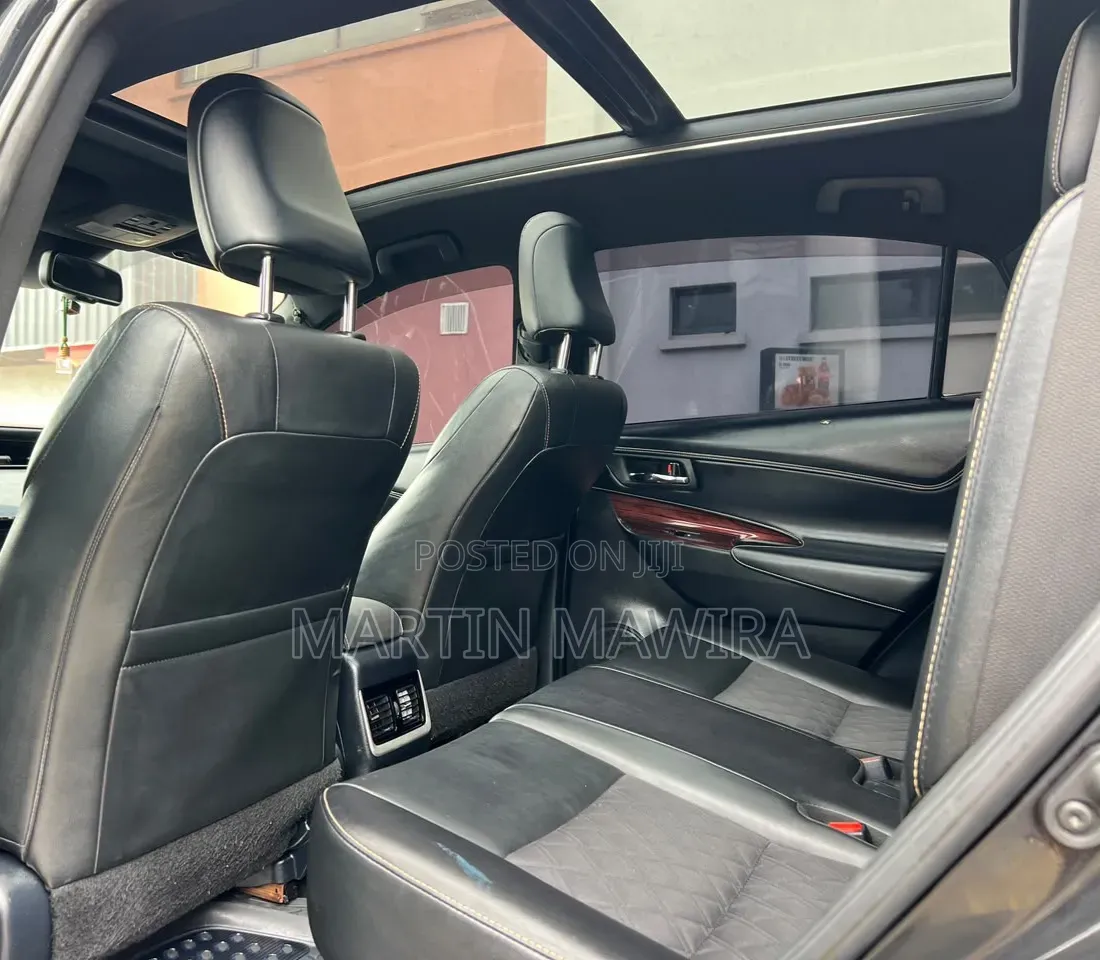 Toyota Harrier 2017 Black