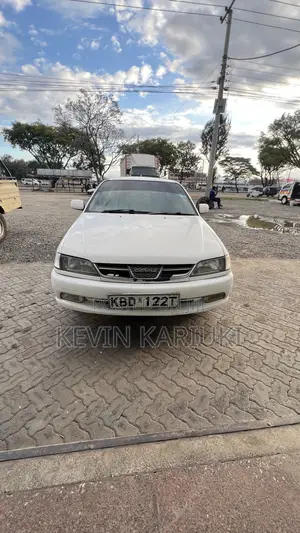 Toyota Carina 2001 White