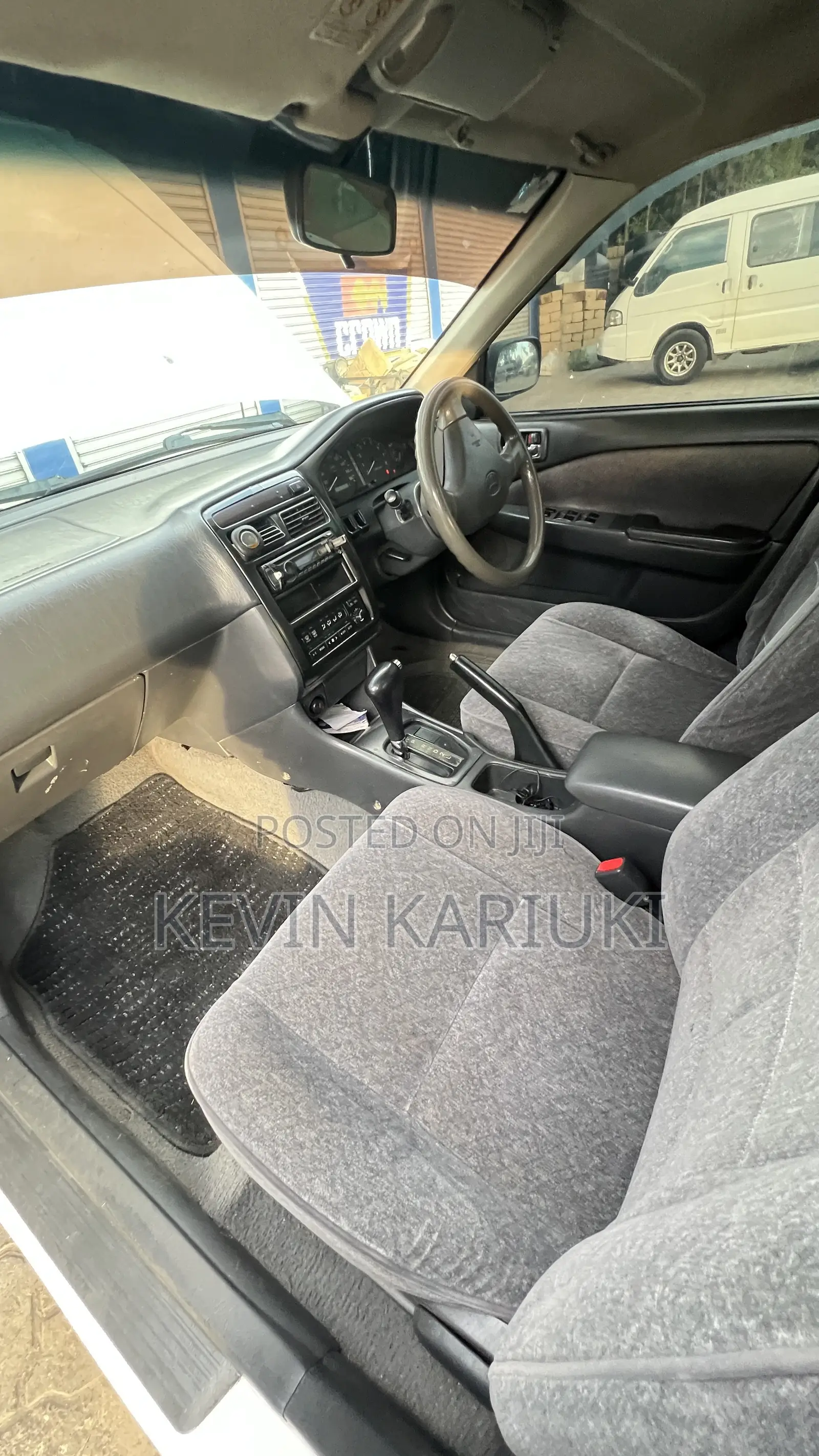 Toyota Carina 2001 White