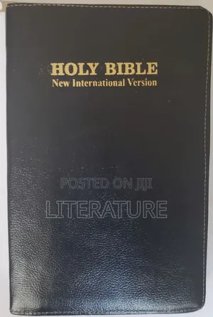 Holy Bible New International Version Bible(NIV).