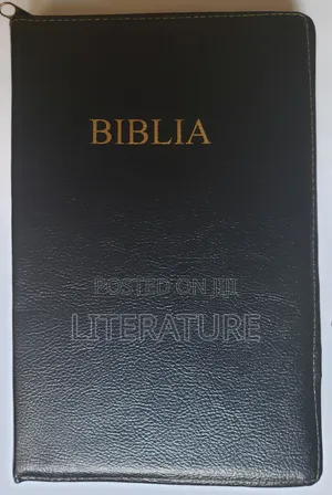 Biblia Takatifu (Kiswahili Holy Bible)–Black Leather-Look Zipper Cover