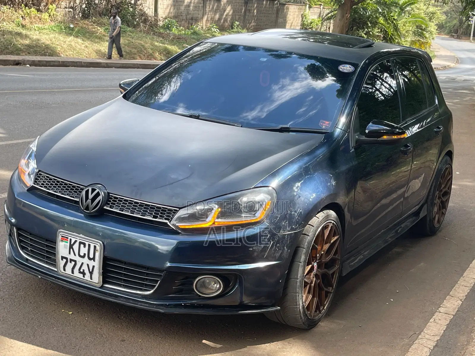 Volkswagen Golf GTI 2012 Blue