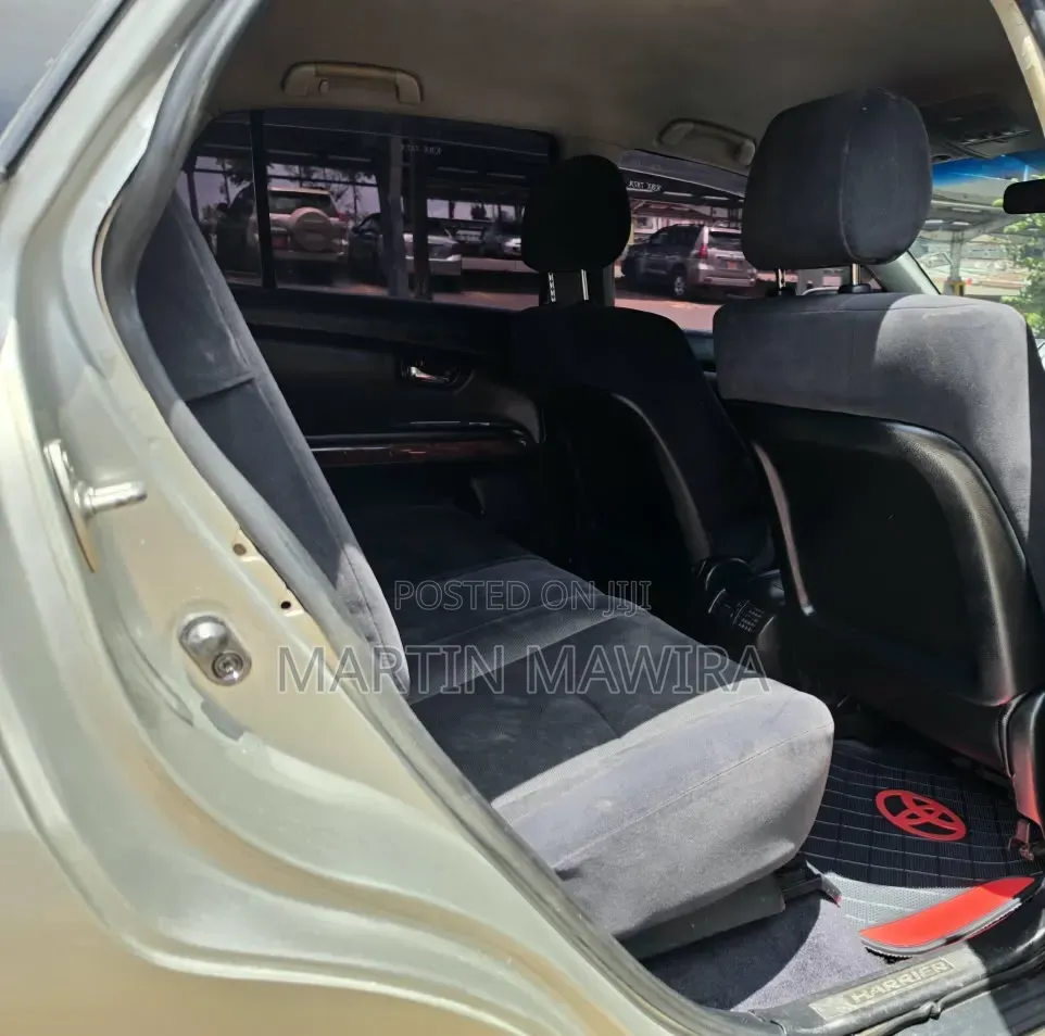 Toyota Harrier 2006 Silver