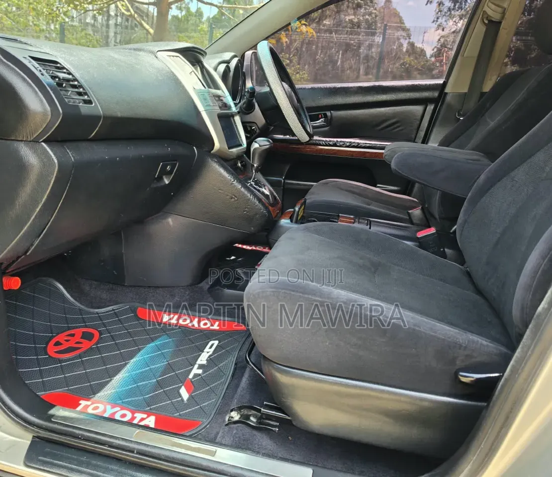 Toyota Harrier 2006 Silver