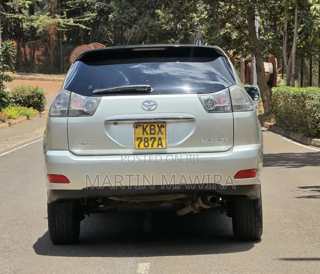 Toyota Harrier 2006 Silver