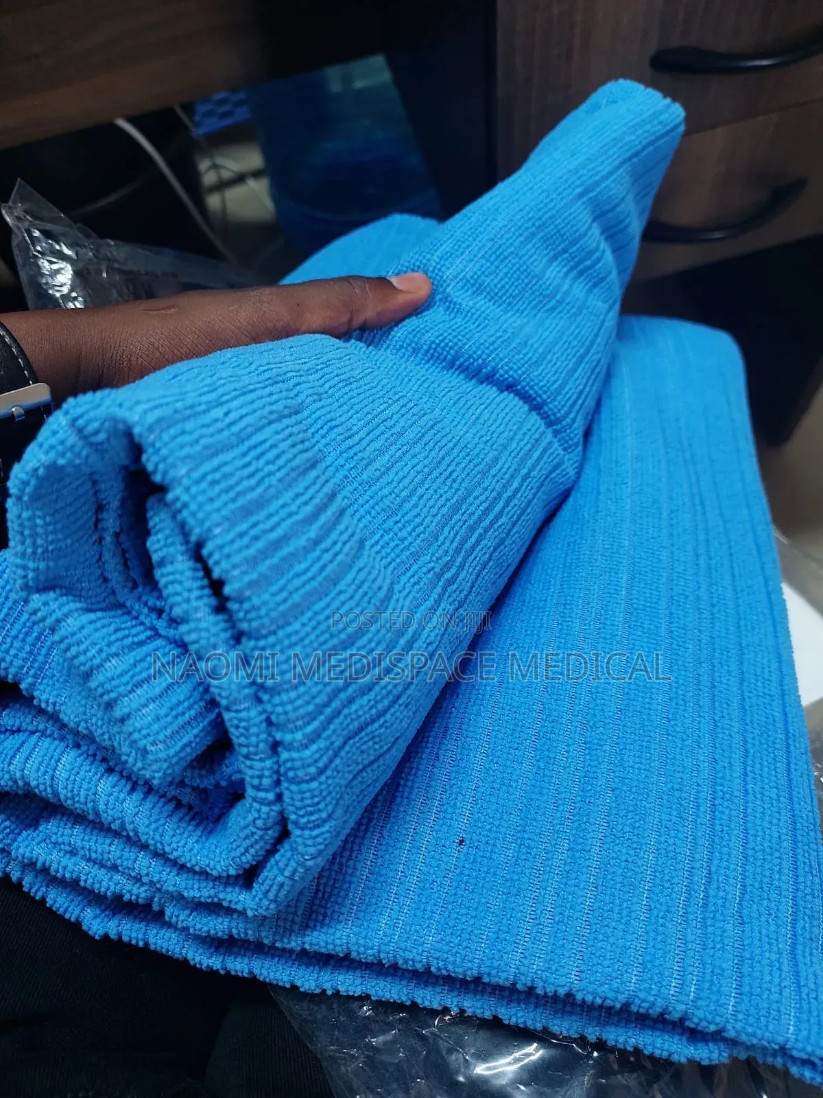 Soft and Comfortable Hospital Blue Cellular Blankets