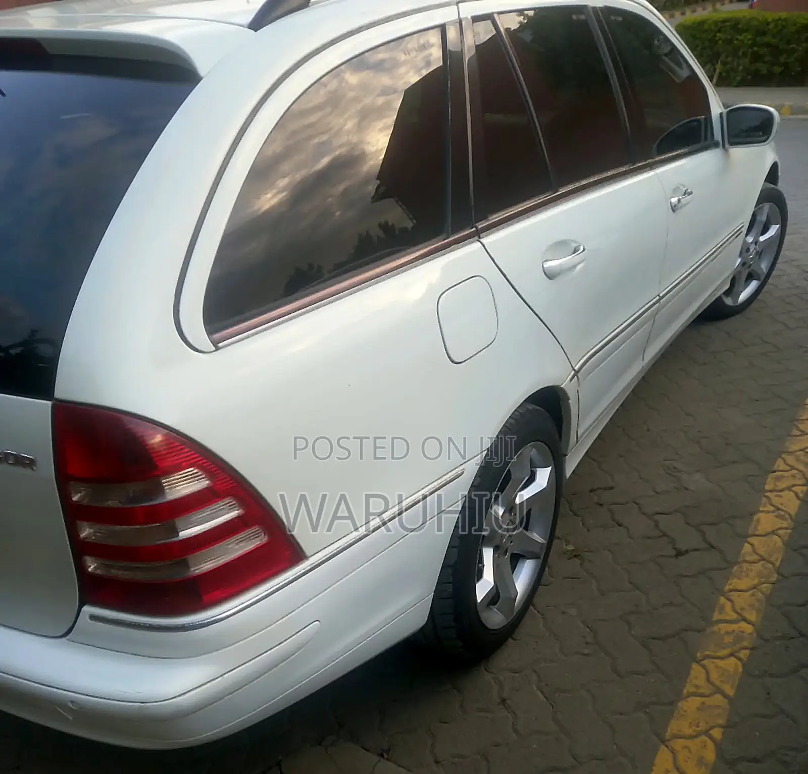 Mercedes-Benz C200 2007 White