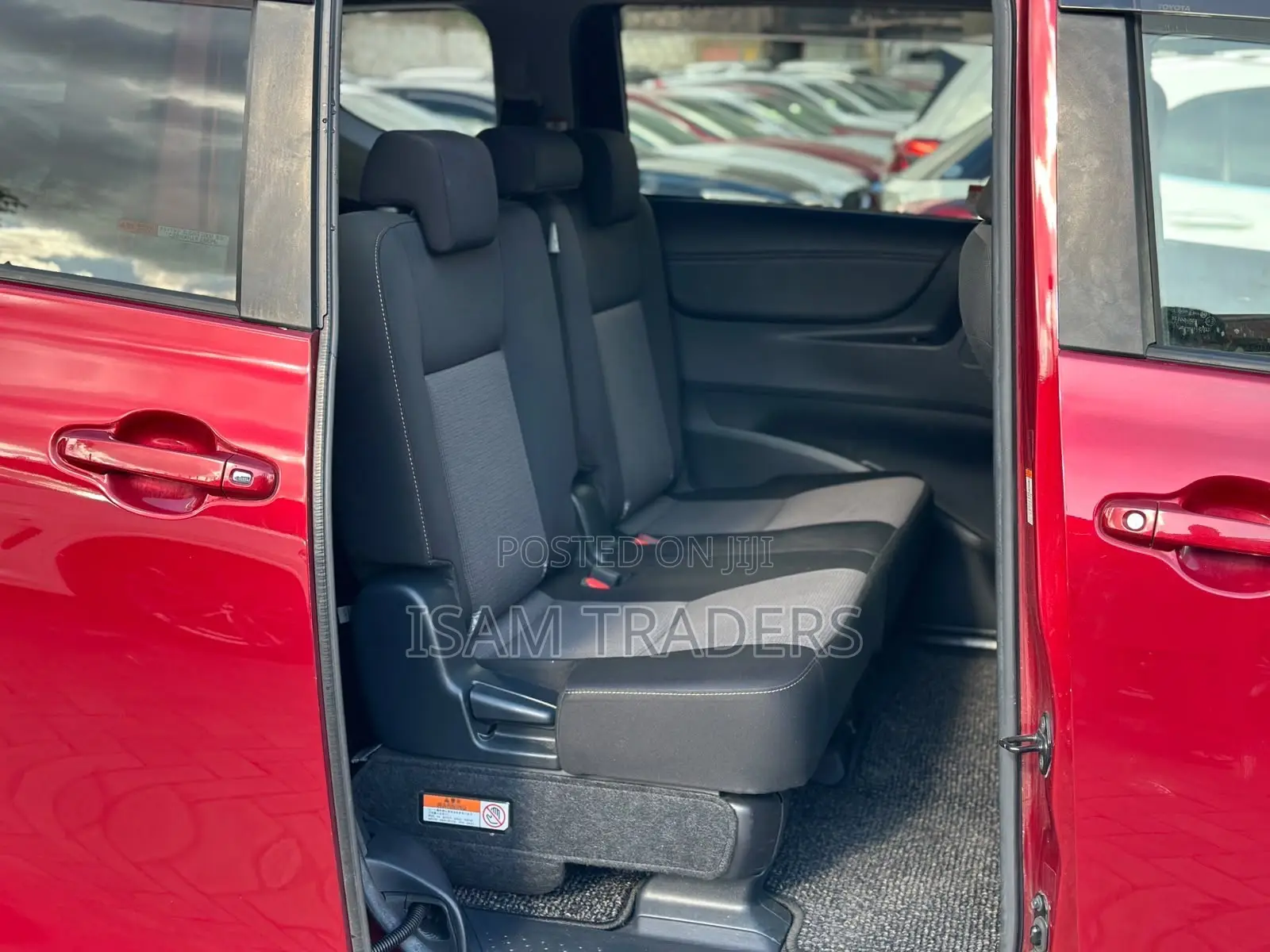 Toyota Sienta 1.5 FWD 2019 Red