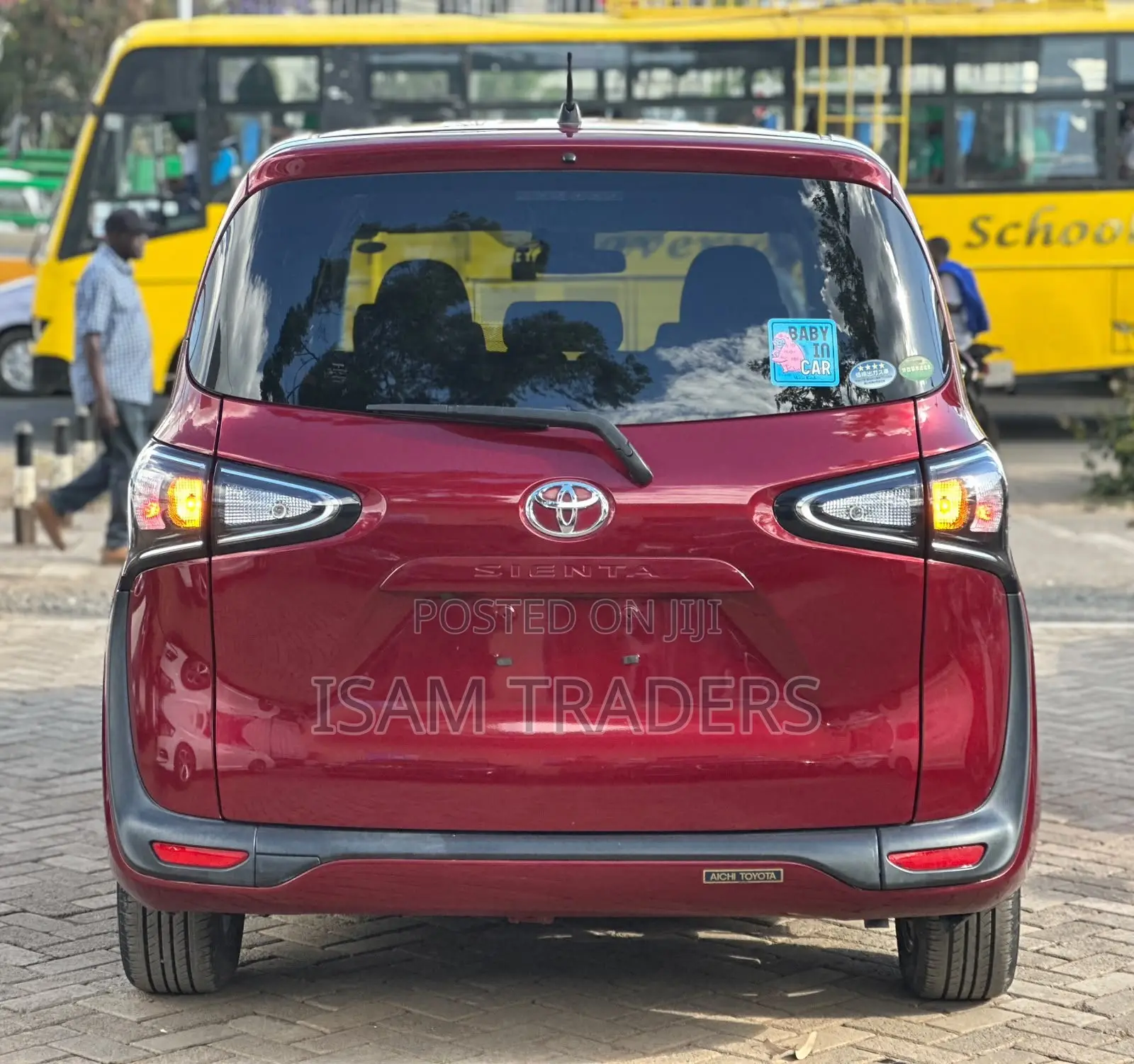 Toyota Sienta 1.5 FWD 2019 Red