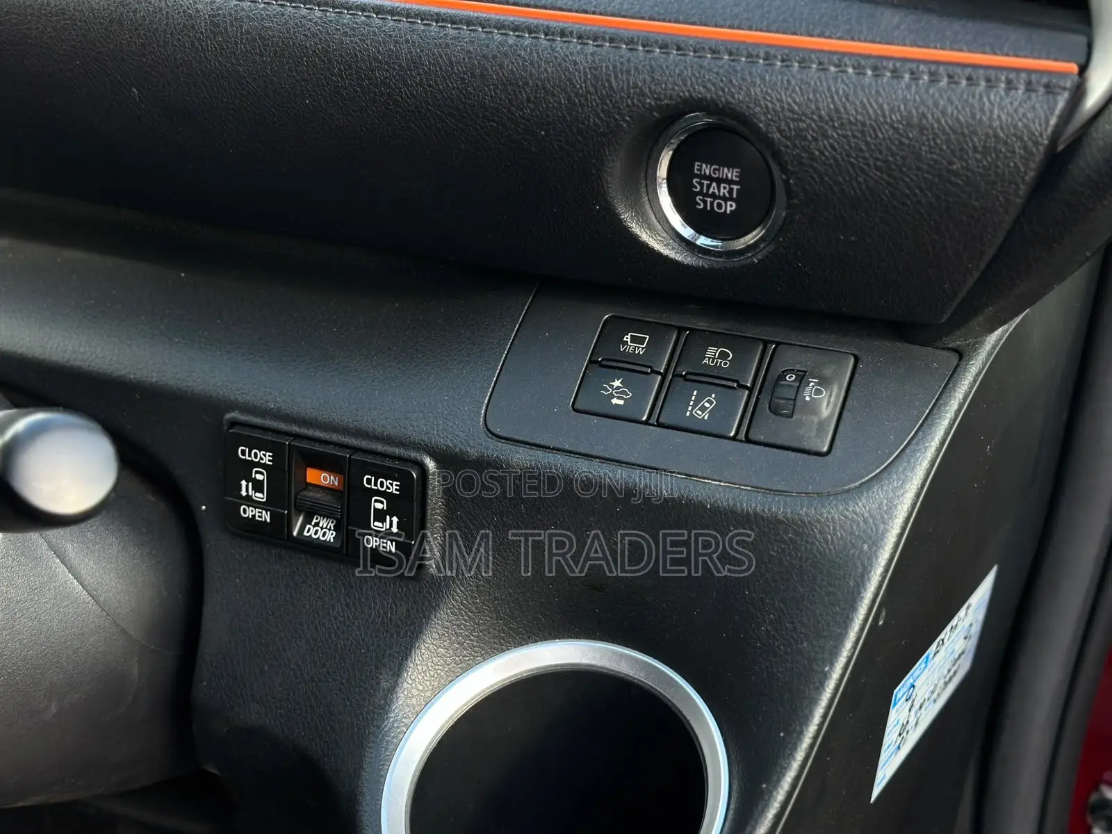 Toyota Sienta 1.5 FWD 2019 Red