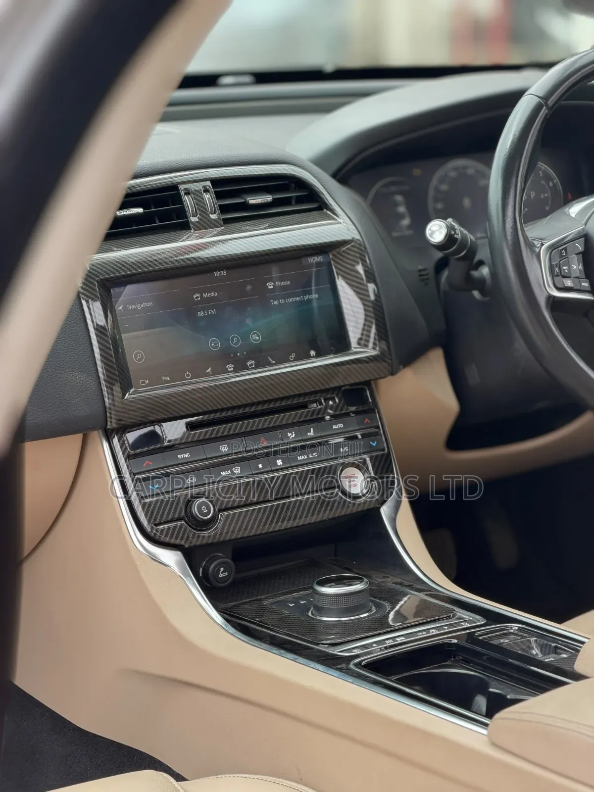 Jaguar XE 2018 Gray