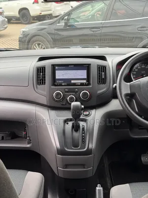 Nissan NV350 2019 White