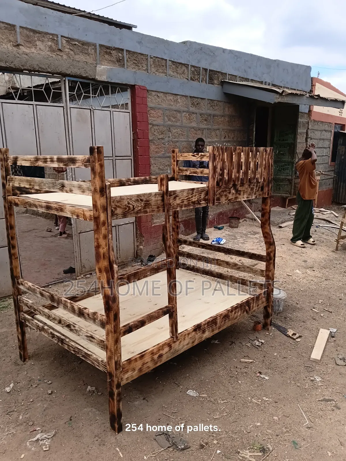 Brown 3 Half by and 4 by 6 Pallet Double Decker
