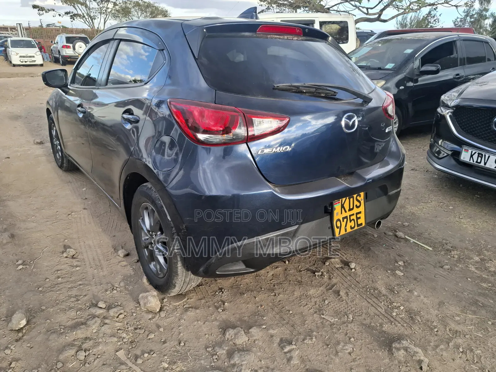 Mazda Demio 2017 Blue