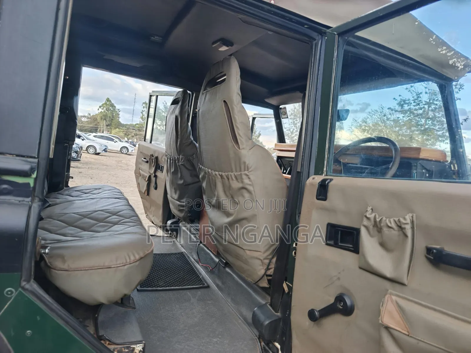 Land Rover Defender 2001 Green