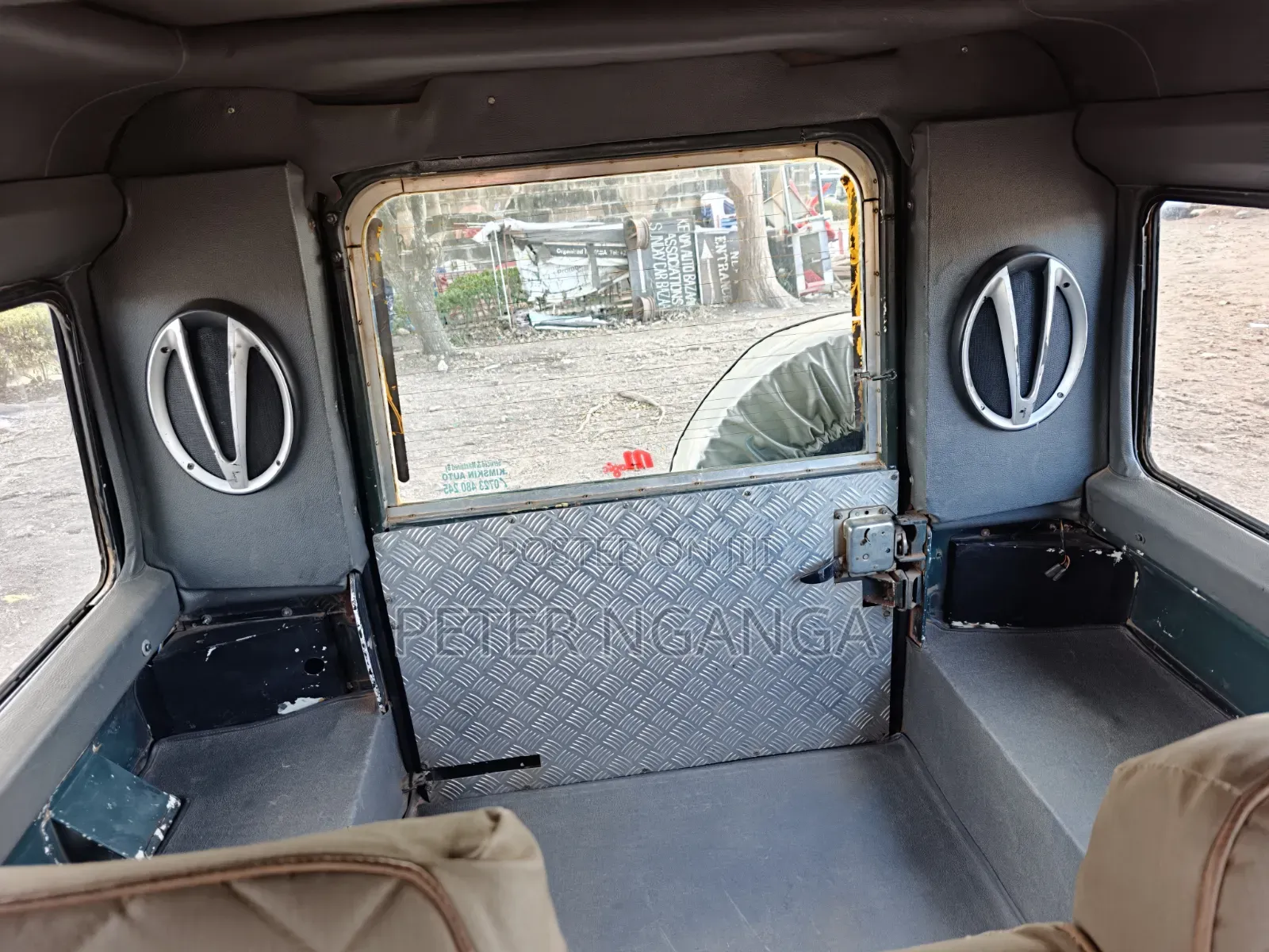 Land Rover Defender 2001 Green