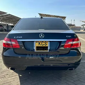 Mercedes-Benz E250 2012 Black