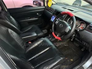 Nissan Tiida 1.5L 16V 2010 Silver
