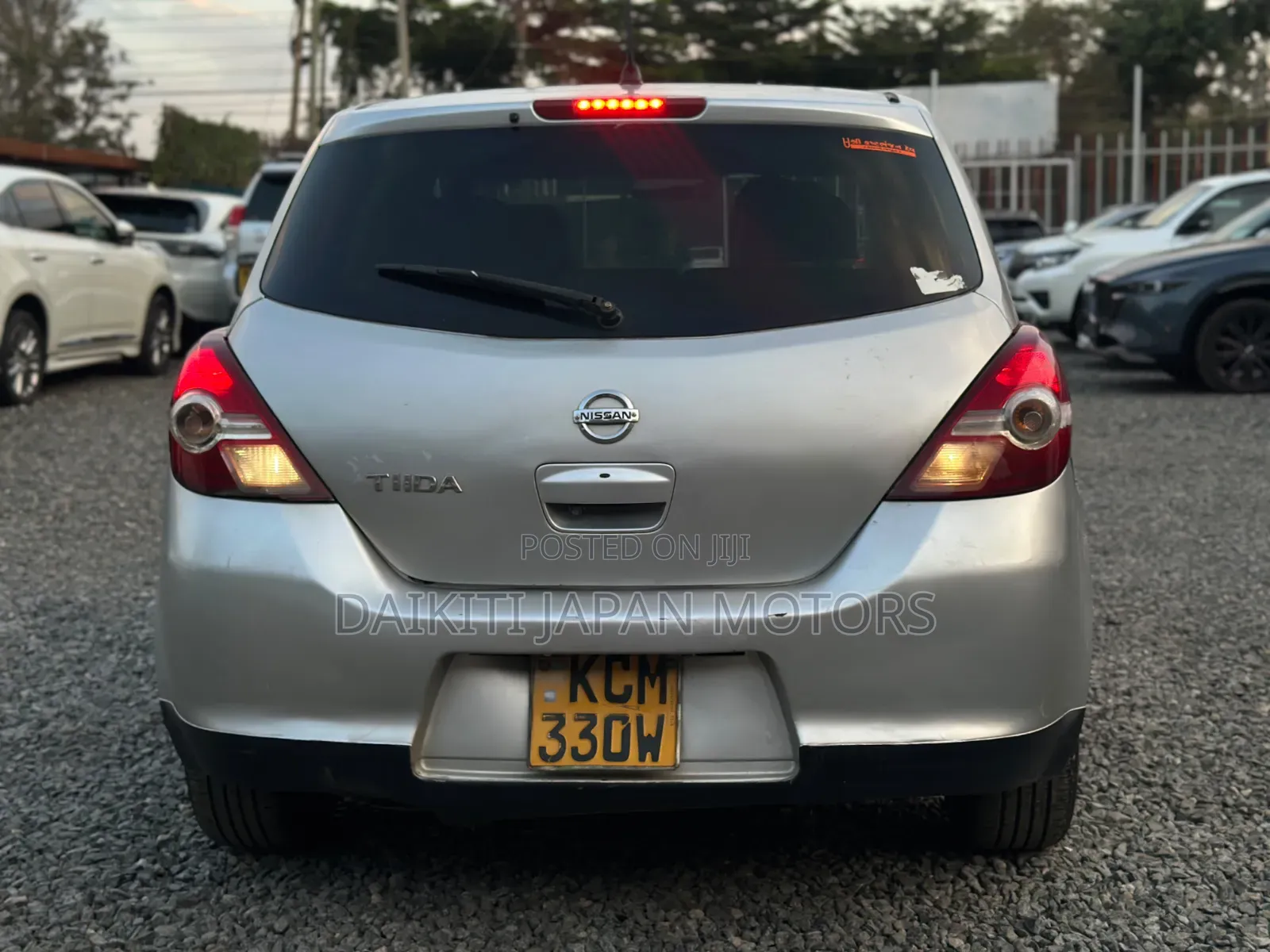 Nissan Tiida 1.5L 16V 2010 Silver
