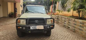 Toyota Land Cruiser 79 Series 2003 Beige