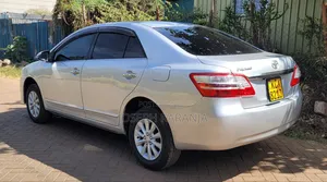 Toyota Premio 2013 Silver