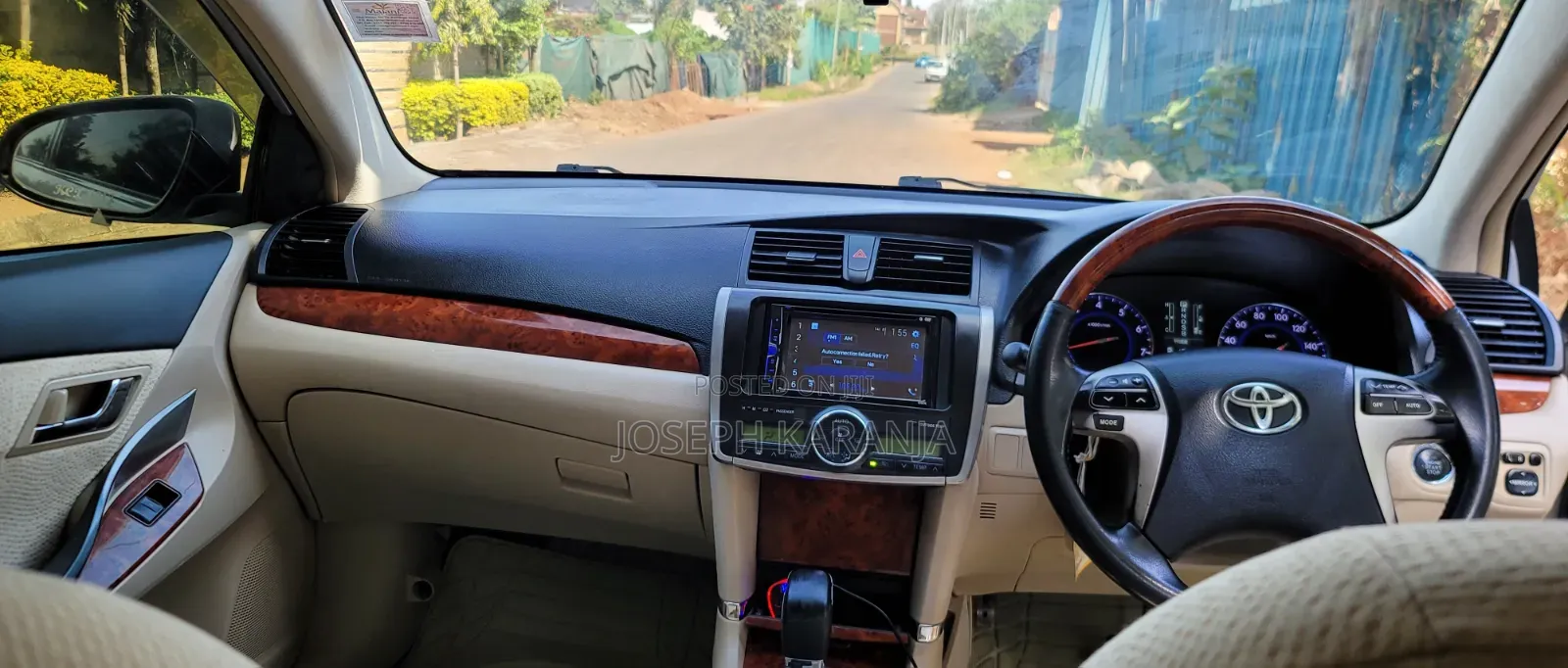 Toyota Premio 2013 Silver