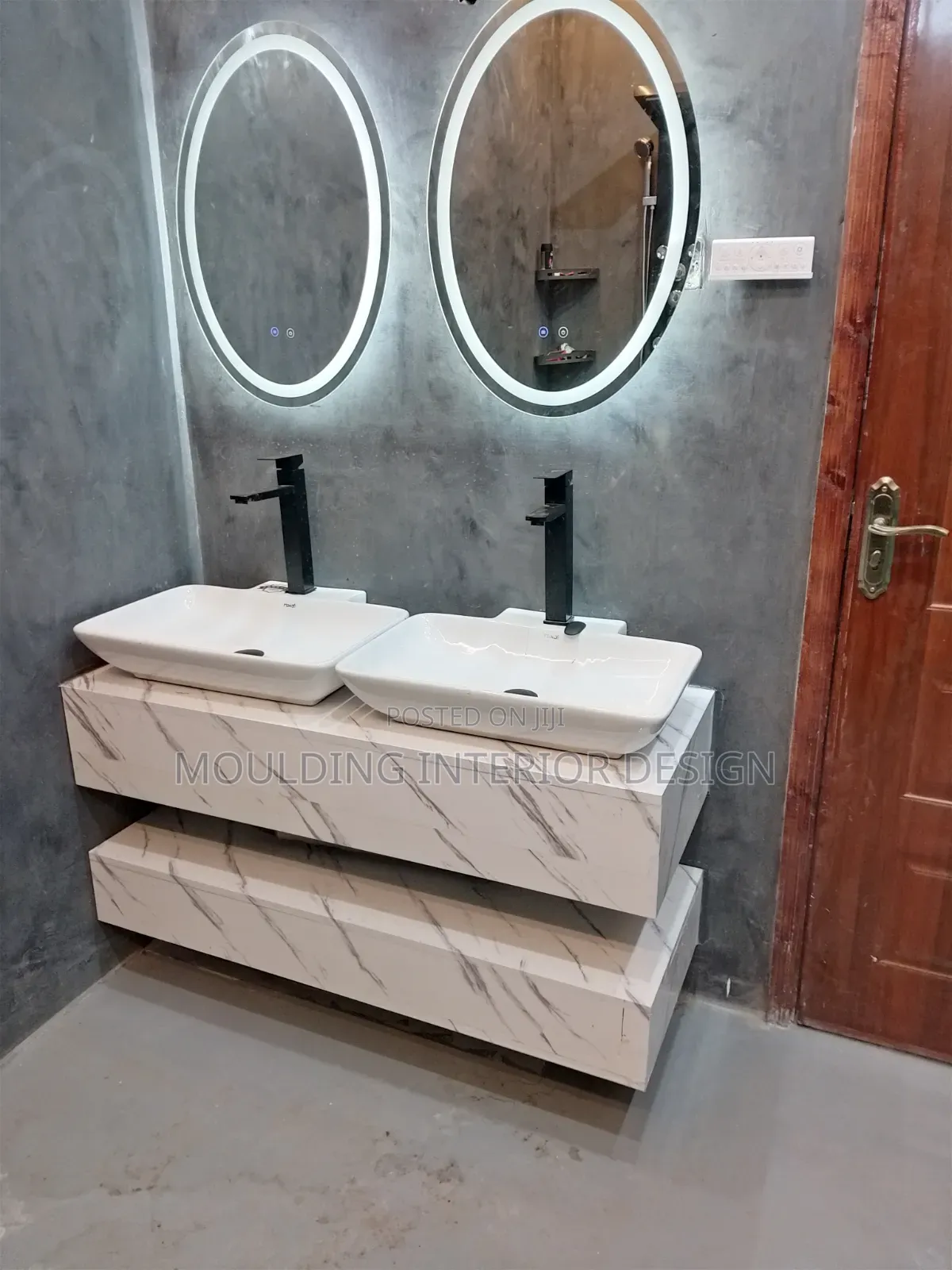 Moulding and Interior