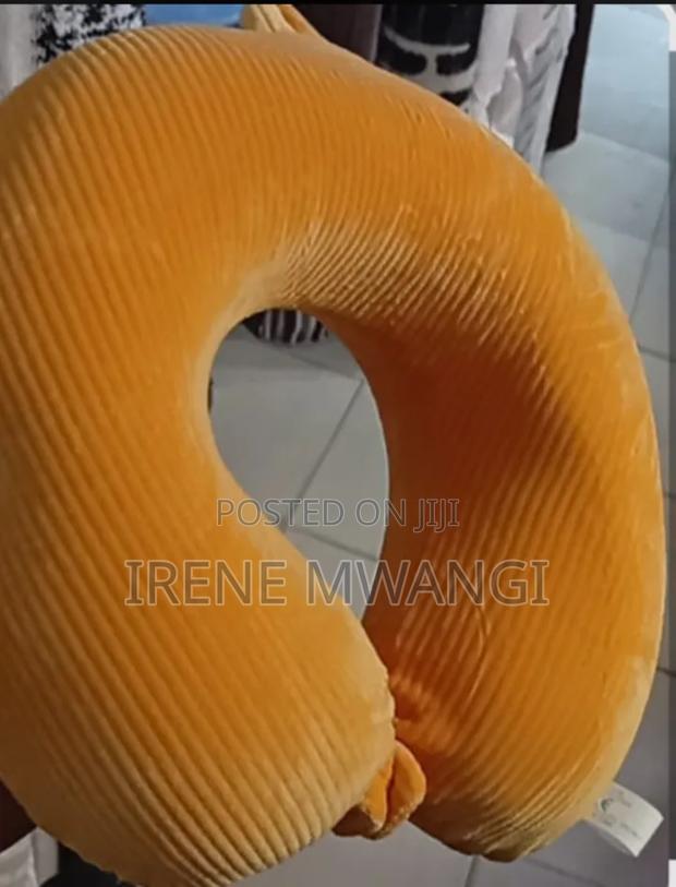 Memory Foam Traveling/Neck Support Pillows - thumbnail 5