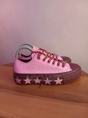 Converse All Star X Miley Cyrus