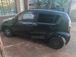 Toyota Passo 1.0 FWD 2010 Black