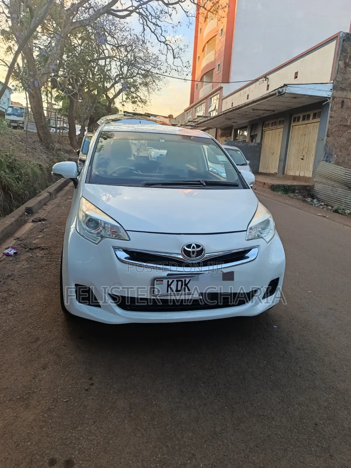 Toyota Ractis 2015 White