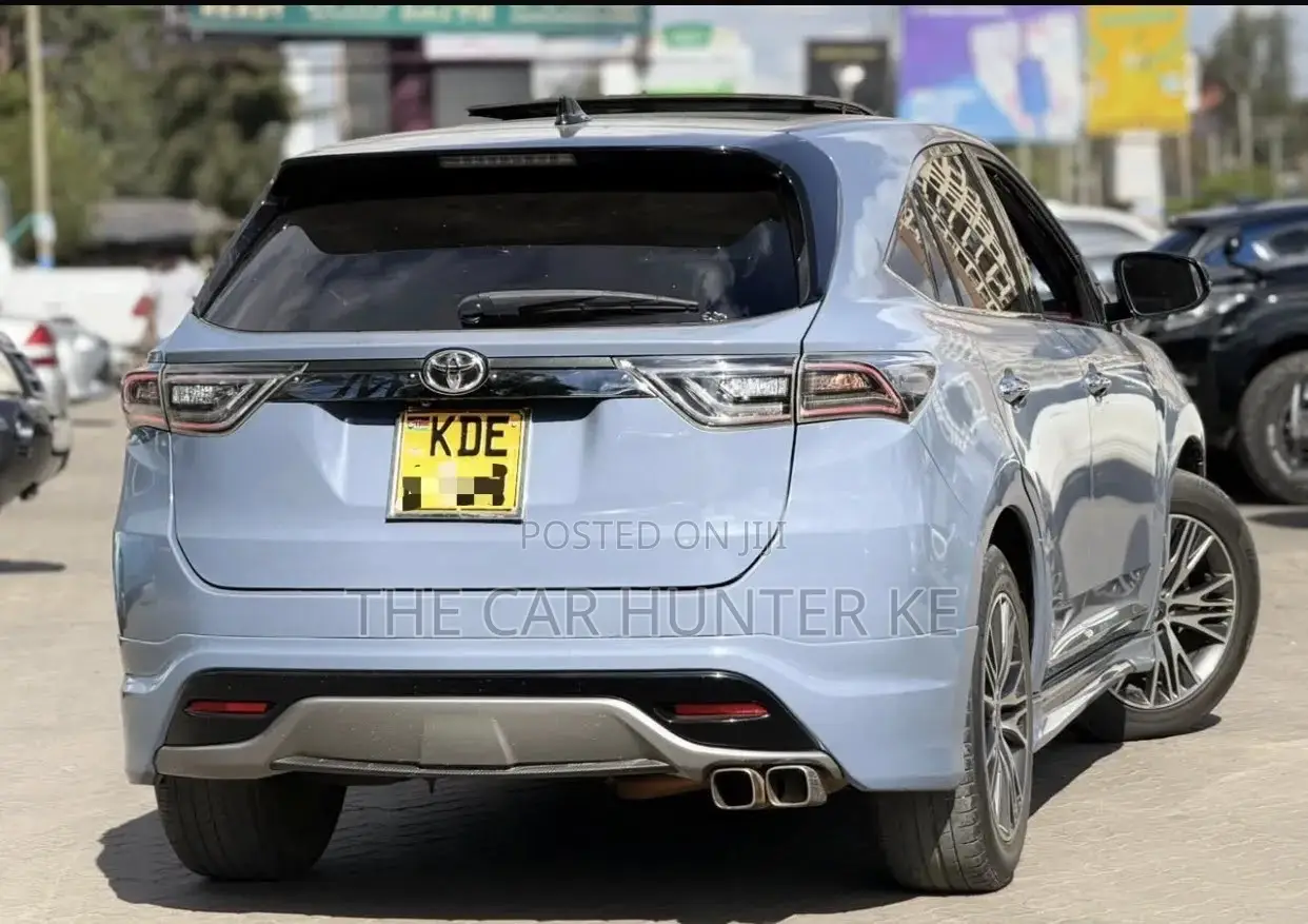 Toyota Harrier 2014