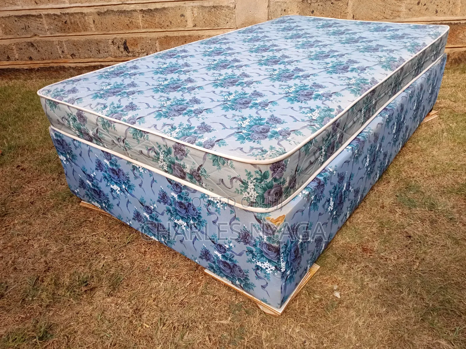 Mattress and Bed