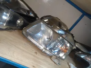 Succeed Old Headlight