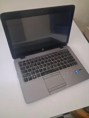 Laptop HP EliteBook 820 G2 8GB Intel Core i5 HDD 512GB