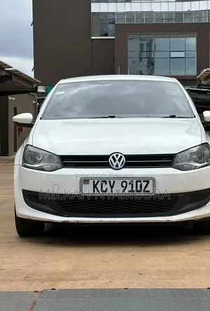 Volkswagen Polo 2013 White