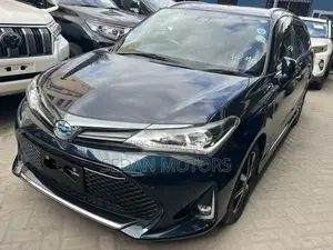 Toyota Corolla Fielder 2020 Blue