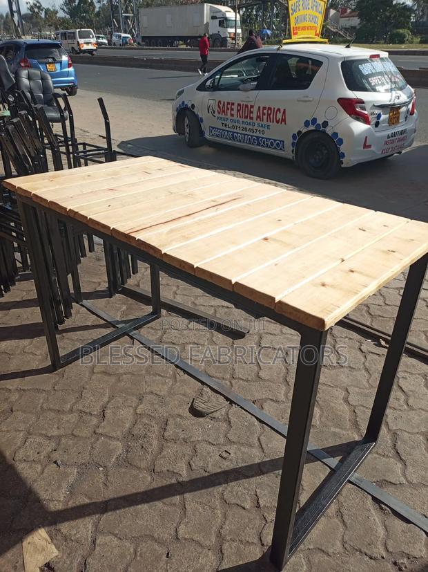 Dinning Table - main view
