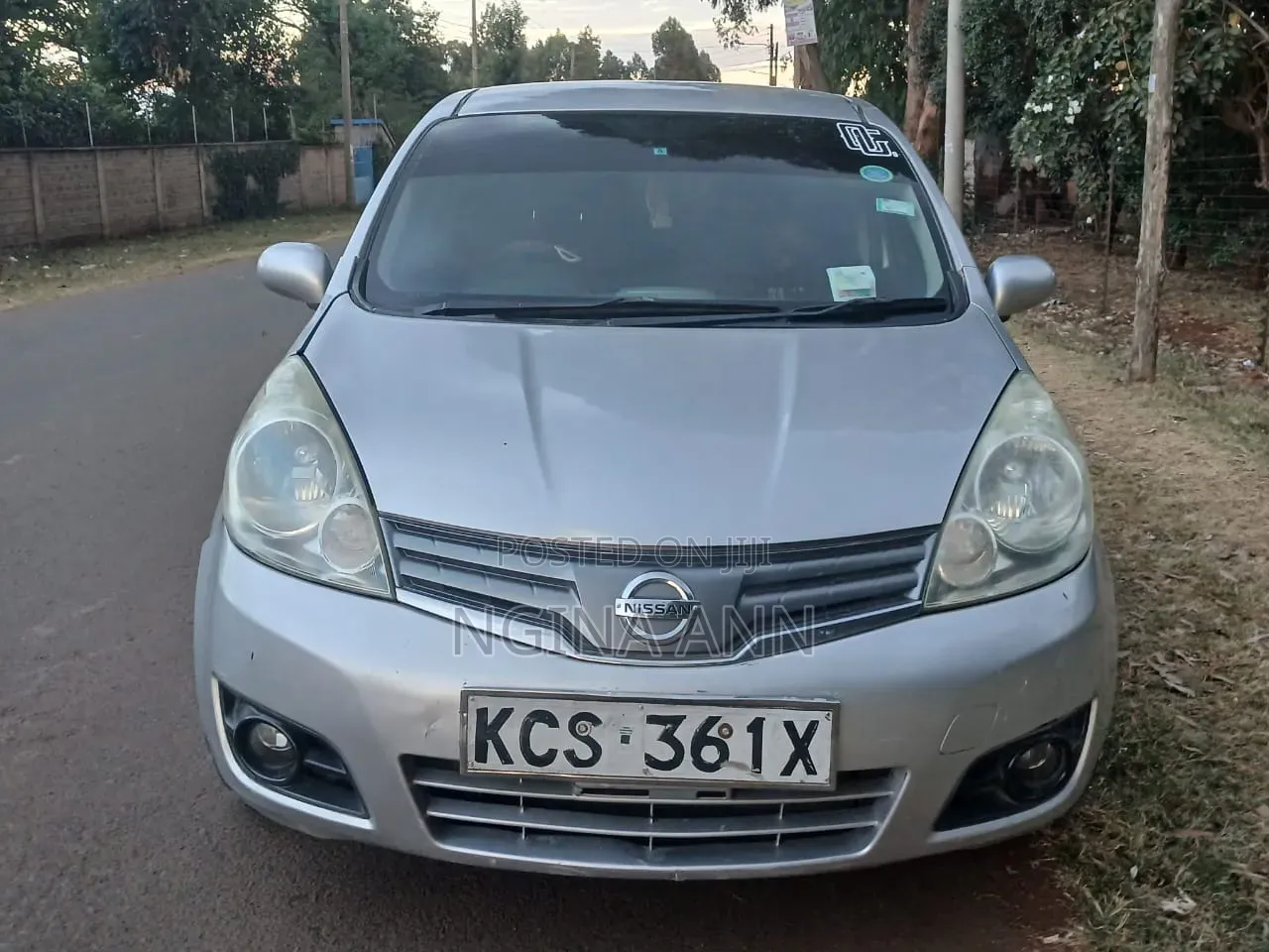 Nissan Note 2011 Silver
