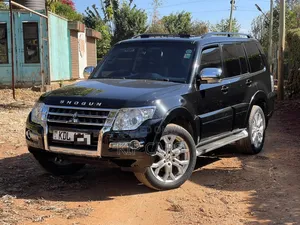 Mitsubishi Pajero V80 3.2 DI-D 2016 Black