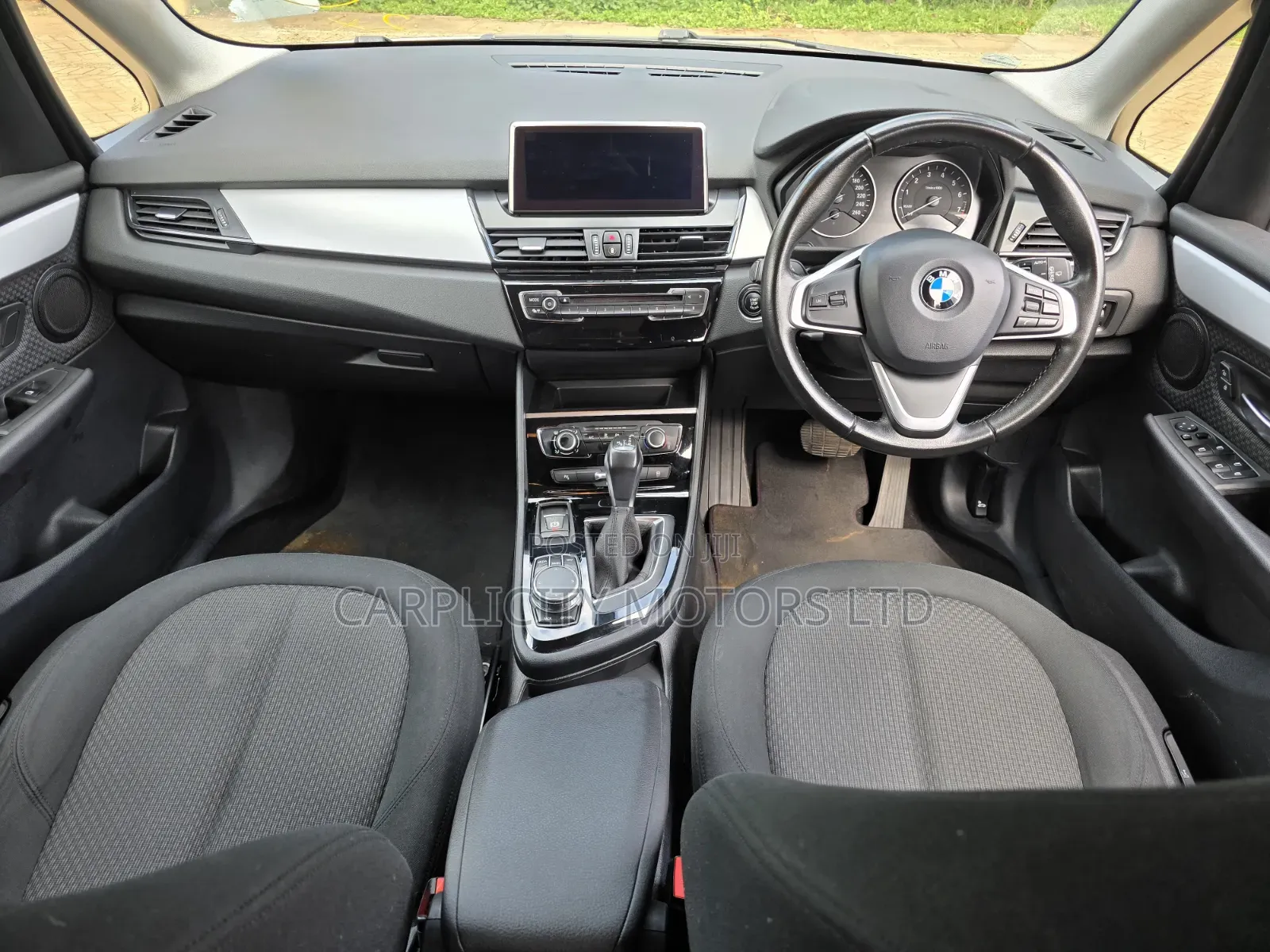 BMW 218i 2018 White