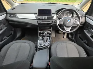 BMW 218i 2018 White