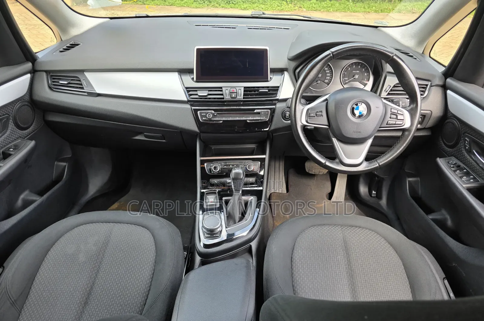 BMW 218i 2018 White