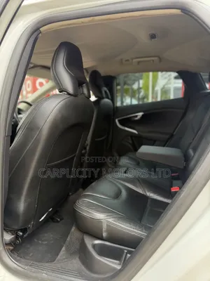Volvo V40 2015 White