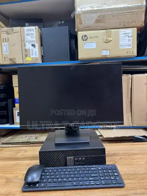 Desktop Computer Dell OptiPlex 7040 8GB Intel Core i5 SSD 256GB