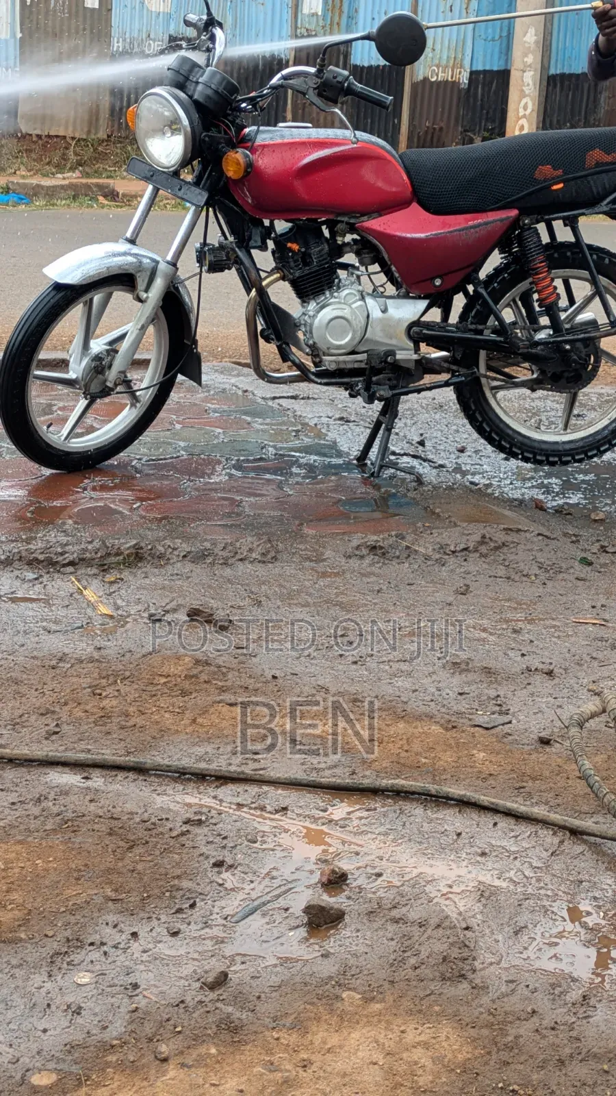 Bajaj Boxer BM100ES 2021 Red