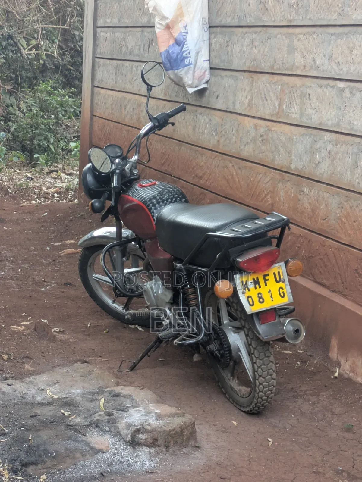 Bajaj Boxer BM100ES 2021 Red